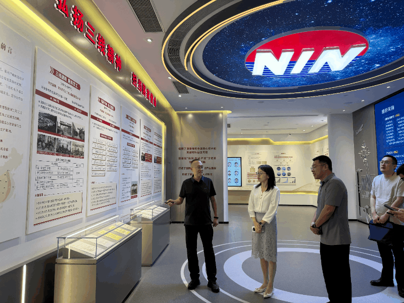 251750821294597426.gif gifmaker_2025_06_25_11_14_41.gif